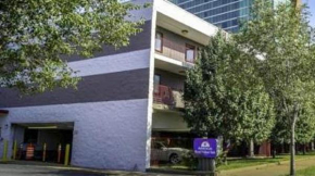 Отель Americas Best Value Inn St. Louis Downtown  Сент-Луис